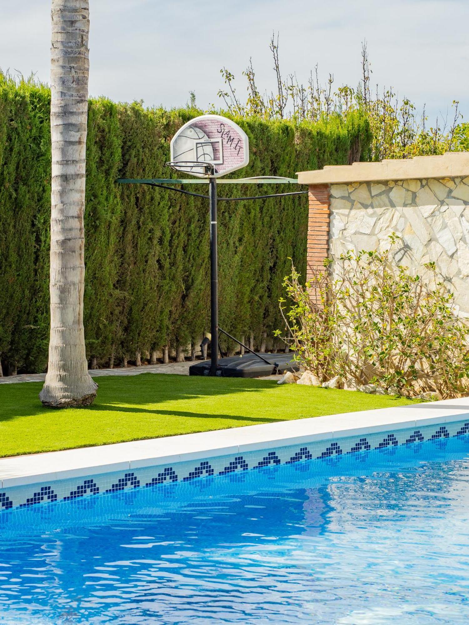 Villa Paraiso Las Malvinas Malaga Exterior photo